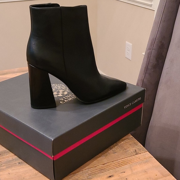 Vince Camuto Thelmin Bootie 